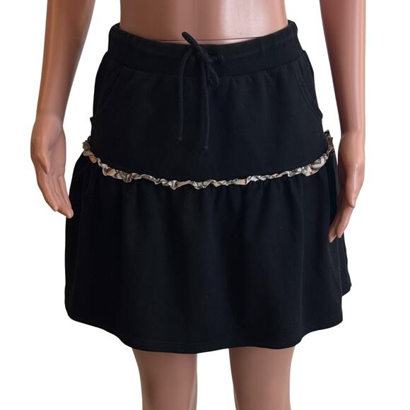 Burberry London Mini Skirt Size M Black Nova Check Ruffle Stretch Cotton Pockets - Picture 1 of 12